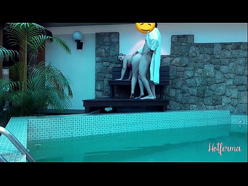 ❤️ Boss xizmatchini hovuzga taklif qiladi, lekin issiqqa qarshi tura olmadi ❤️ Sifatli porno uz.courseclass.ru